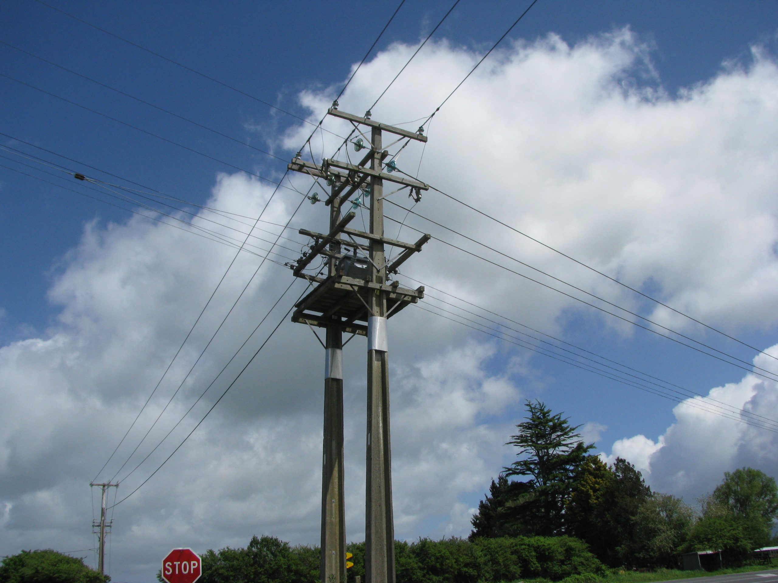 Waipā bids a final farewell to two-pole transformer structures - Waipa ...